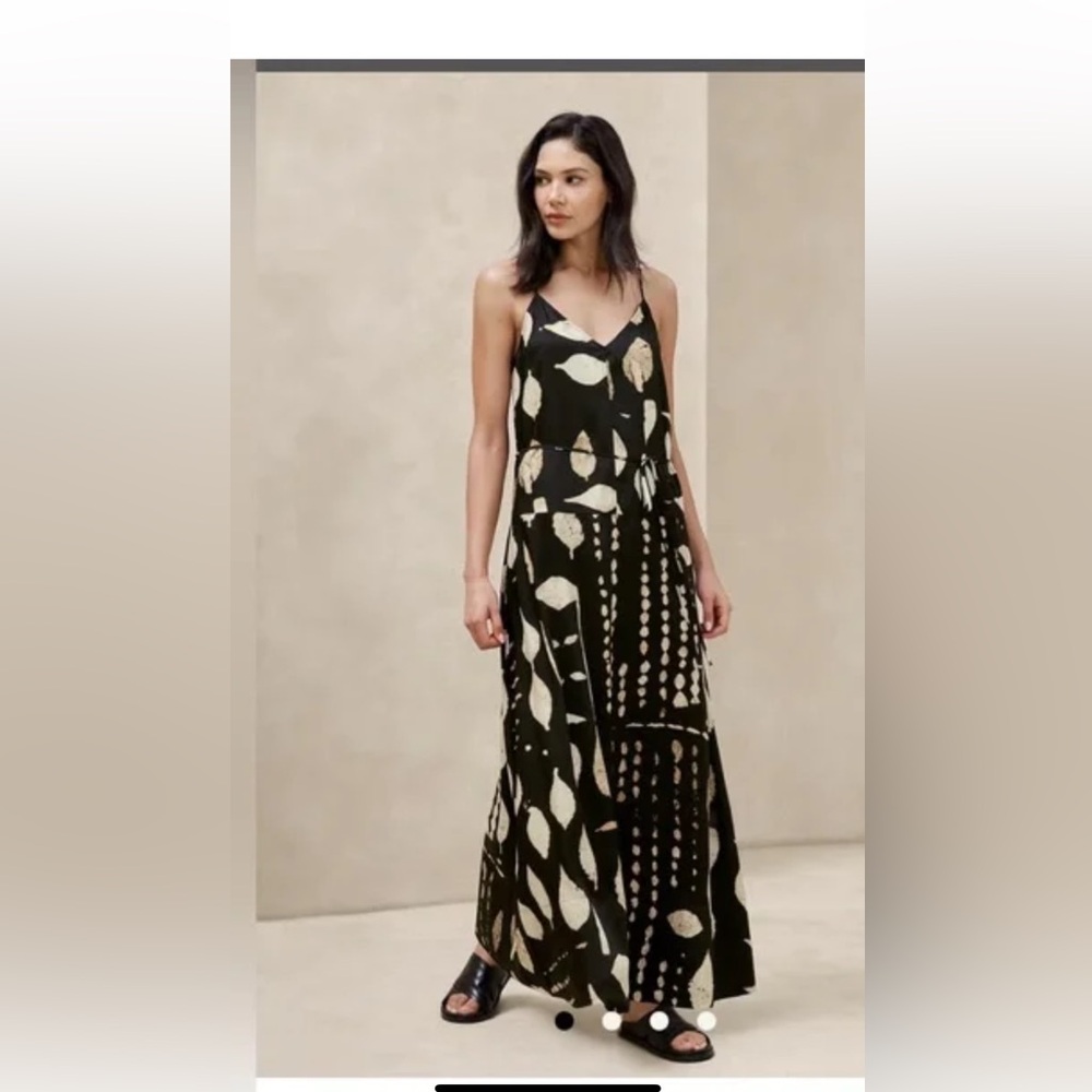 Banana Republic Black and White Maxi Sundress Spaghetti Strap missing the belt